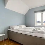 - Charming 3 Bedroom With Views! Appartement Bergen